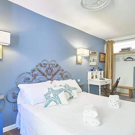 La Medusa Blu アパート アルベンガ