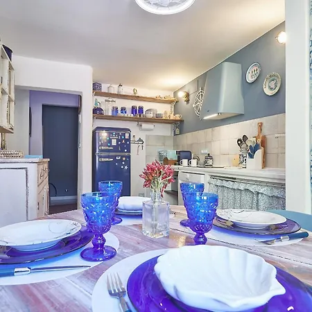 La Medusa Blu アパート アルベンガ